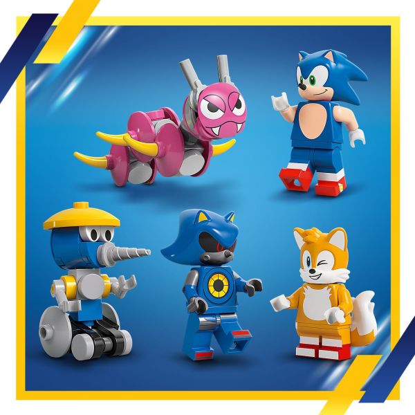Sonic, Tails, Metal Sonic, Burrobot and Caterkiller figures.