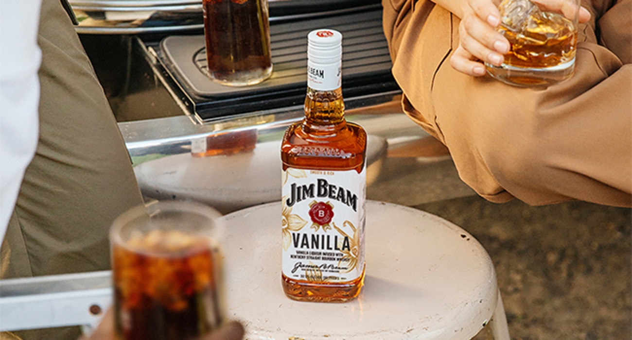 Jim Beam Vanilla Flavored Whiskey, 1.75 L Bottle, 33% ABV