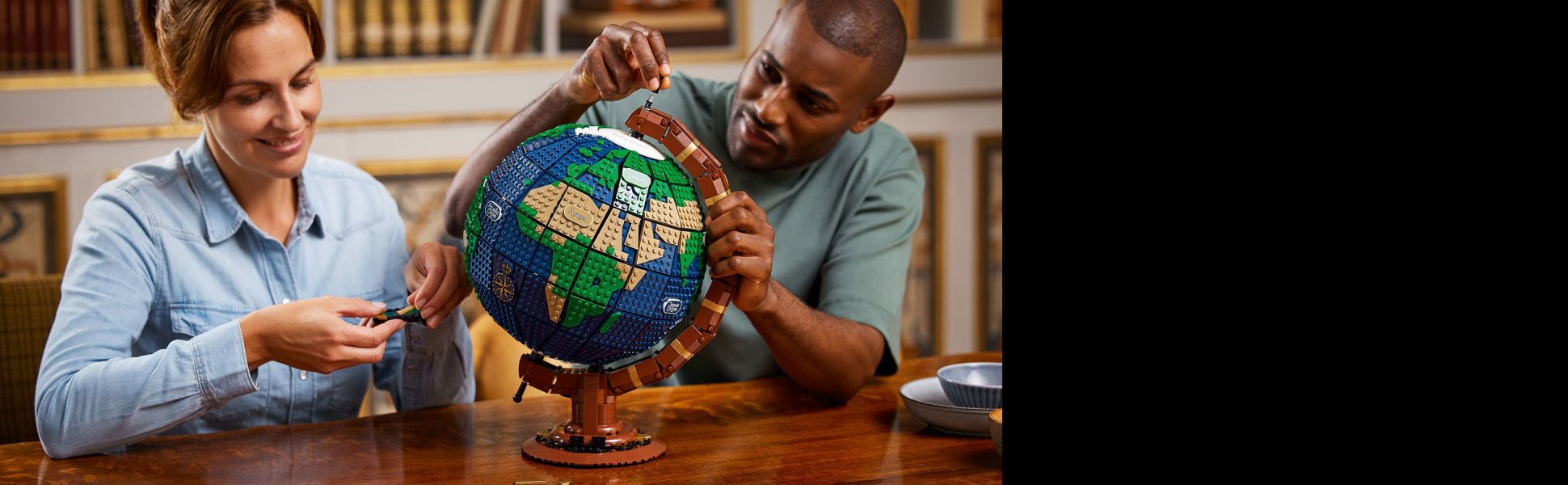 Lego 21332 Ideas Mappamondo Globe di seconda mano per 225 EUR su Ponticella  su WALLAPOP