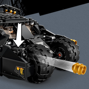 LEGO DC Batman Batmobile Tumbler: Scarecrow Showdown 76239 Building Set  (422 Pieces)