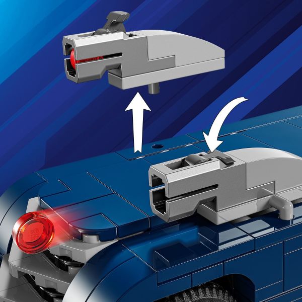 2 detachable stud launchers on the hood of the vehicle.