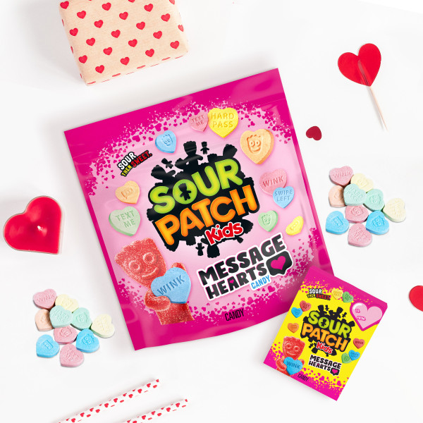 ♡Candy♡ Treat yourself to the new Adidas ZX 'Candyverse.' This model