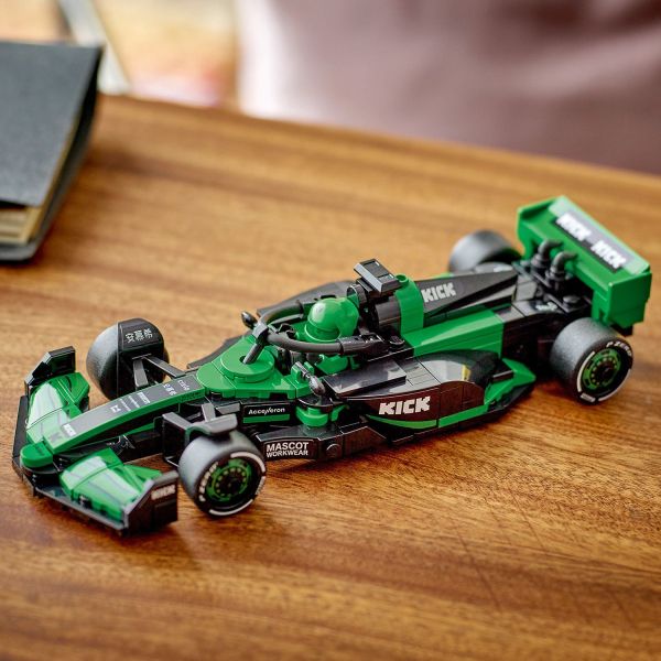 LEGO Speed Champions 77247 KICK Sauber F1® Team C44 Race Car by