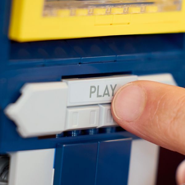 Press play to hear specially recorded voice and sound effects that bring Soundwave to life.