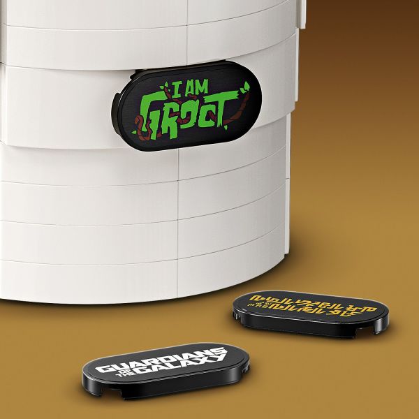Add 1 of 3 different nameplates to the pot’s front.