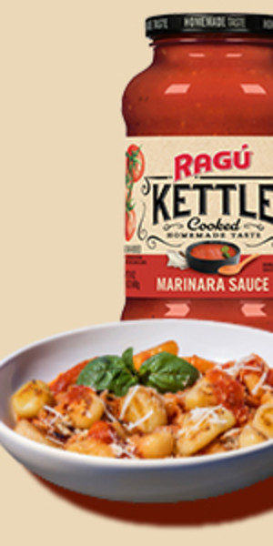 Ragu Kettle Cooked Marinara Pasta Sauce, 24 oz.