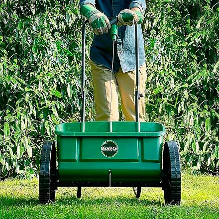 Miracle-Gro Drop Spreader is easy to use