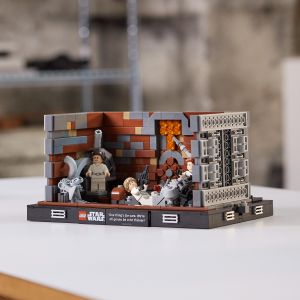 LEGO Star Wars Death Star Trash Compactor Diorama Series 75339 Adult  Building Set with 6 Star Wars Figures including Princess Leia, Chewbacca &  R2-D2